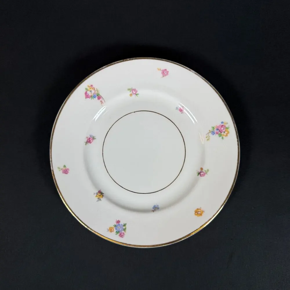 Lot of 6 white Warwick AB9428 Bread & Butter Plate 6-3/8
